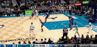 png电子网站听说想交易我？加福德半场8中7爆砍21分7板3帽 对位的马威1分4犯