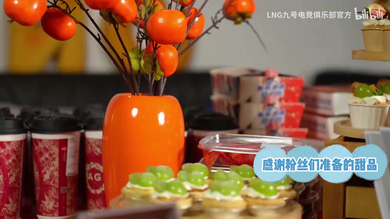 png电子LNG发布Weiwei六周年VLOG：继续一起走下去吧