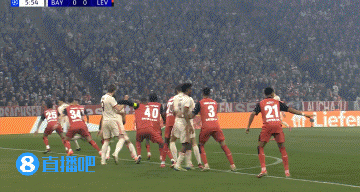 png电子官网造险！格雷茨卡头球攻门，被埃尔莫索门线解围