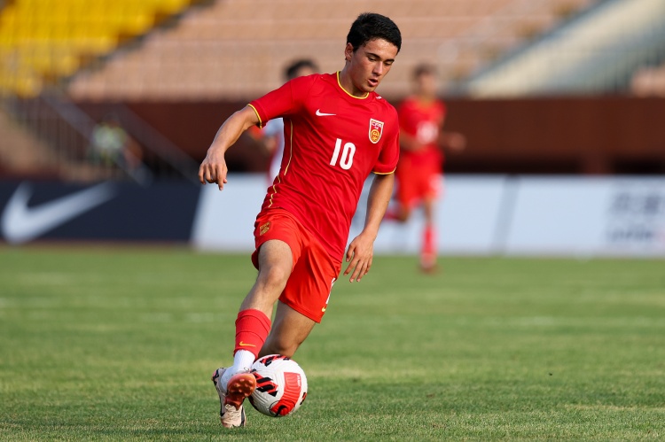 png电子平台足球报：U17国足集结开训，将与07年龄段精英队进行两场热身赛