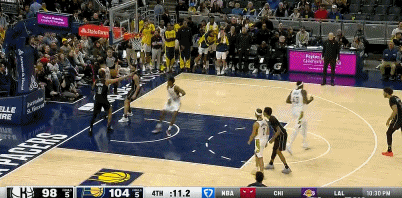 png电子网站哈利伯顿发球失误送自己三分！沃特福德：我不知道那个球是咋进的