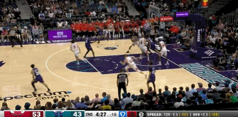 png电子予取予求！基迪内外开花连投带罚独得9分 率队轰出14-4扩大领先