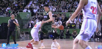 电子png游戏写意！郭昊文侧翼突破假传真投 晃开防守轻松上篮打中