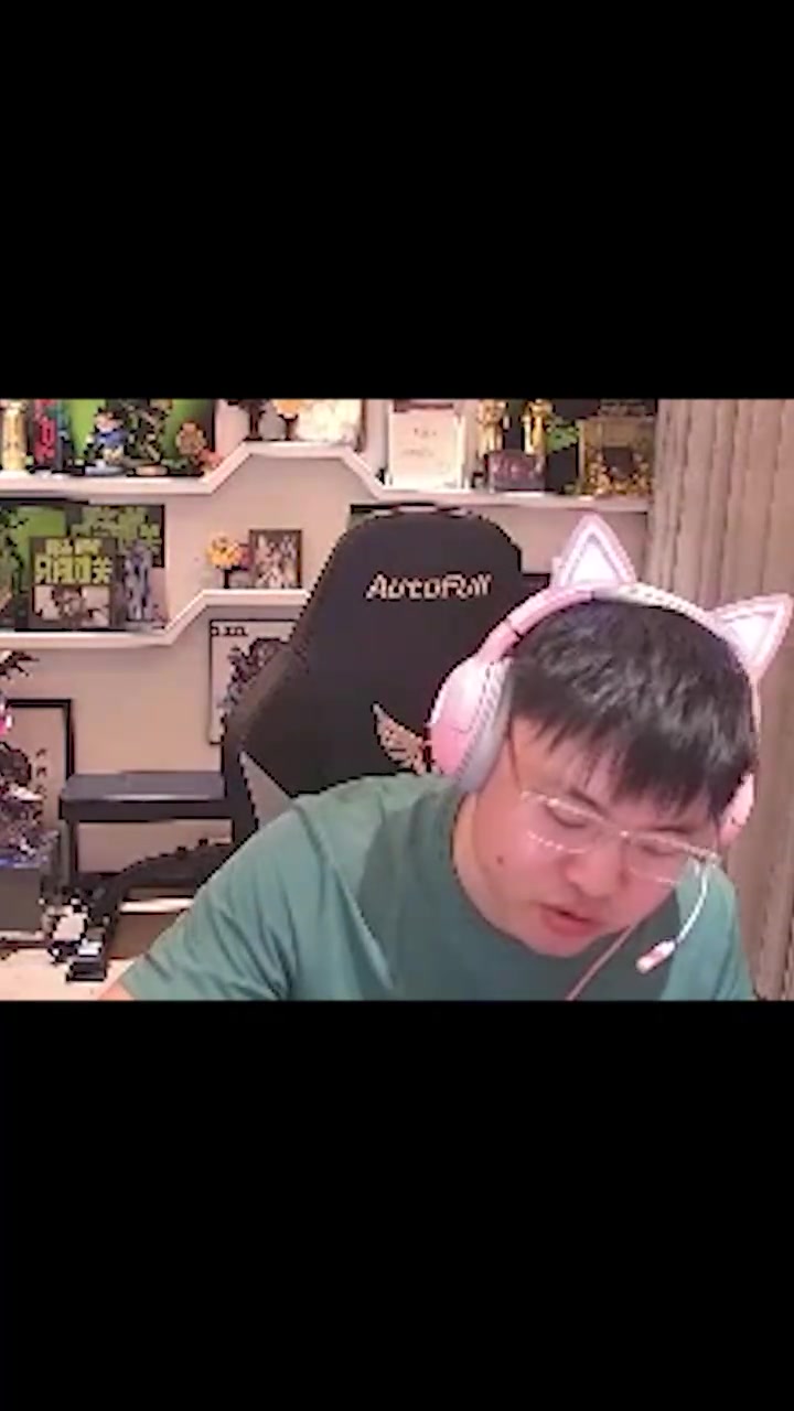 png电子平台家庭美满🥰Uzi说起婷婷给自己做饭一脸幸福：婷婷做的就是好吃