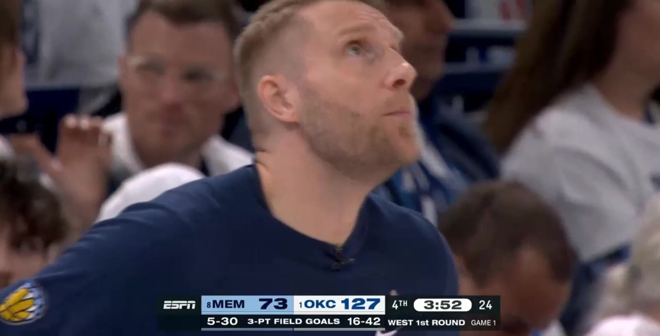 电子png游戏😅看到了什么？落后54分时 莫兰特突然笑了起来