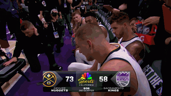 png电子网站生涯只赢过10场球的主教练，和西部第一约G7