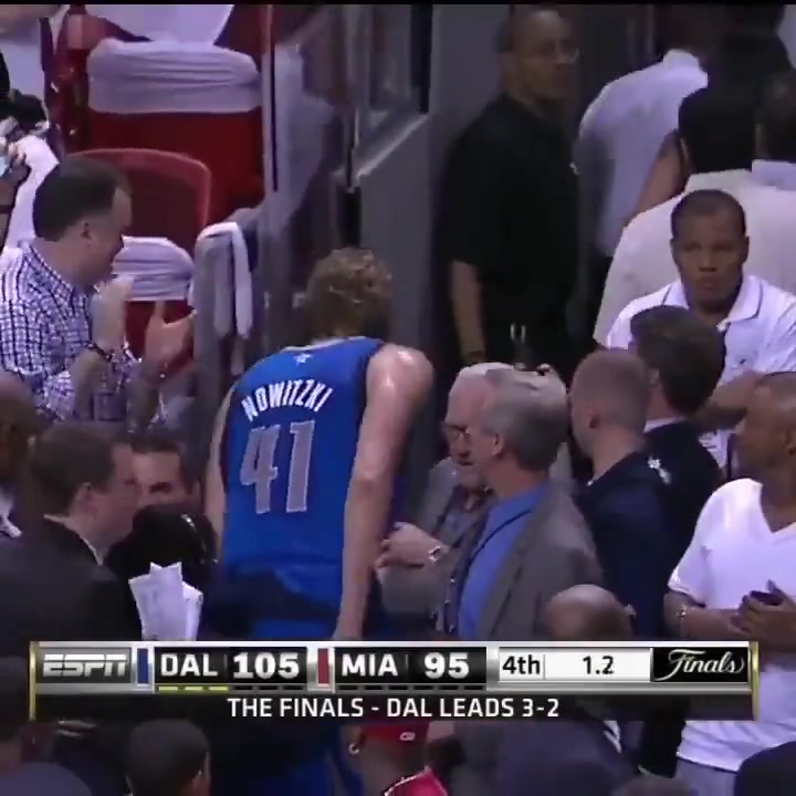 png电子平台2011年的今天：卡莱尔率小牛击败热火 夺得队史首个总冠军🏆️